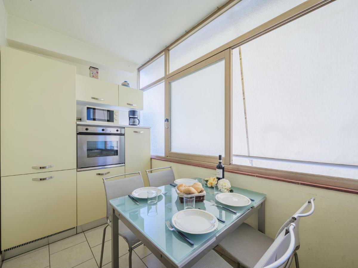 Apartment Dei Fiori By Interhome ลิโด ดิ กามาโยเร ภายนอก รูปภาพ