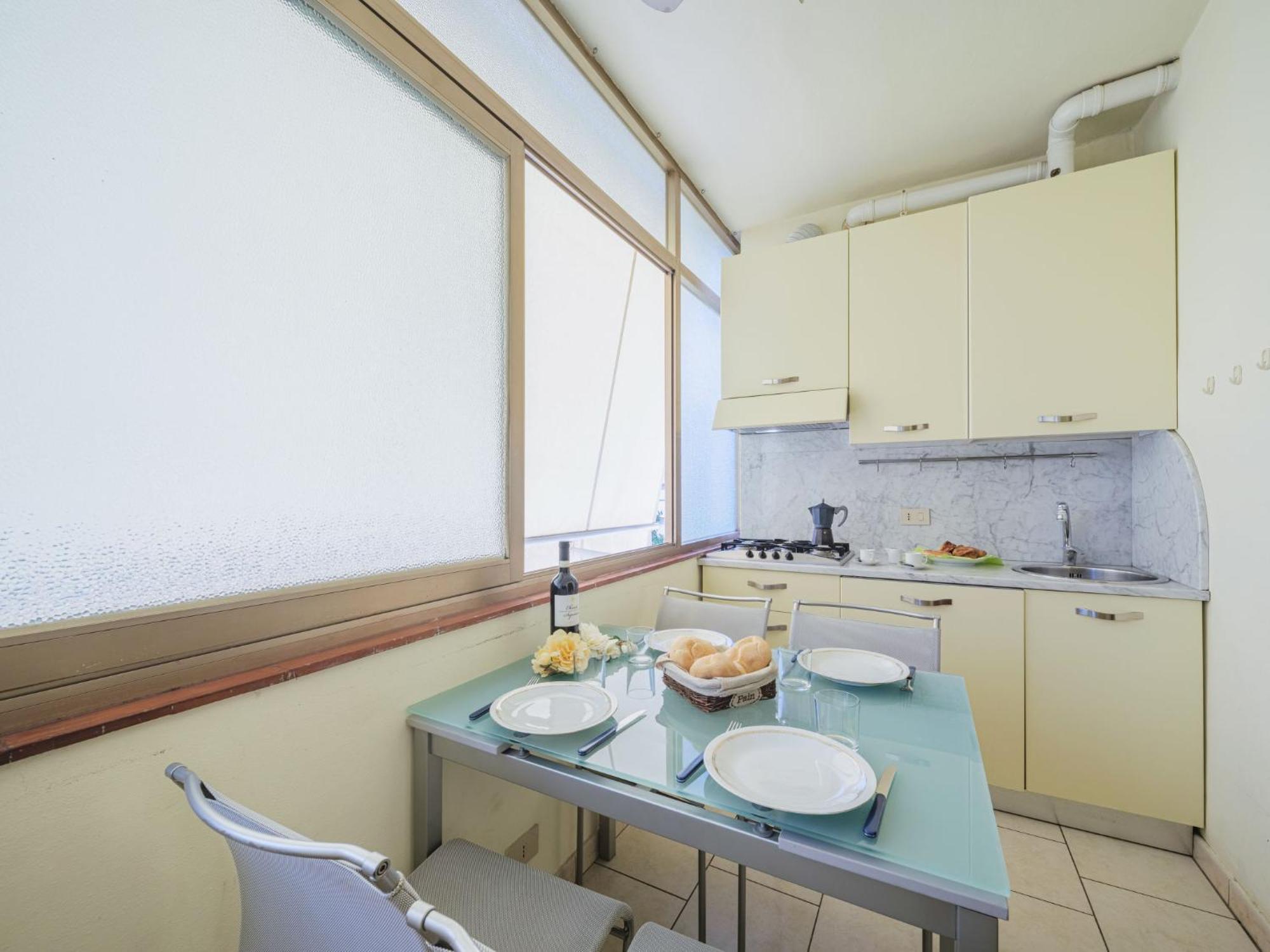 Apartment Dei Fiori By Interhome ลิโด ดิ กามาโยเร ภายนอก รูปภาพ